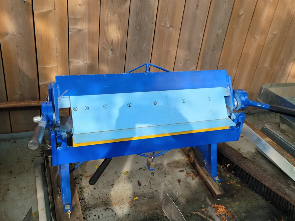 Blue hand brake for bending sheet metal